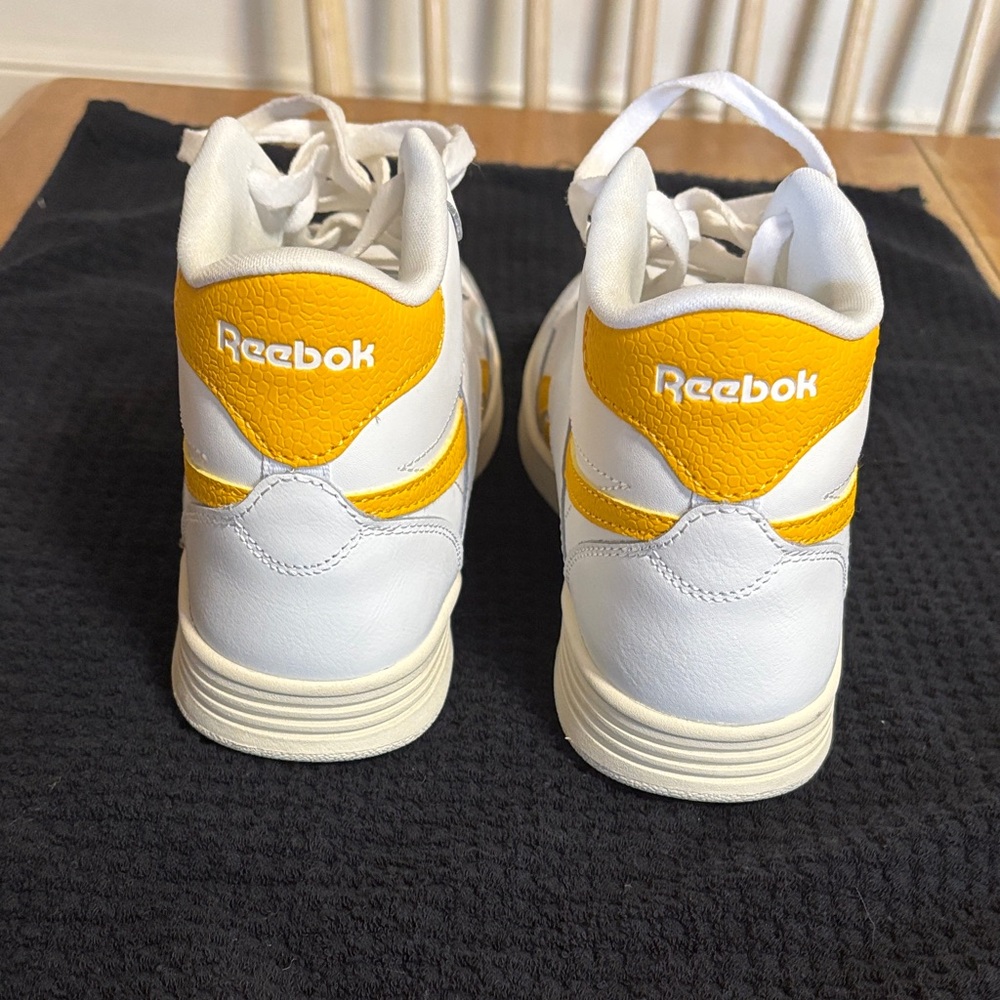 Reebok White and Yellow Women's Sneakers - Picture 2 of 6